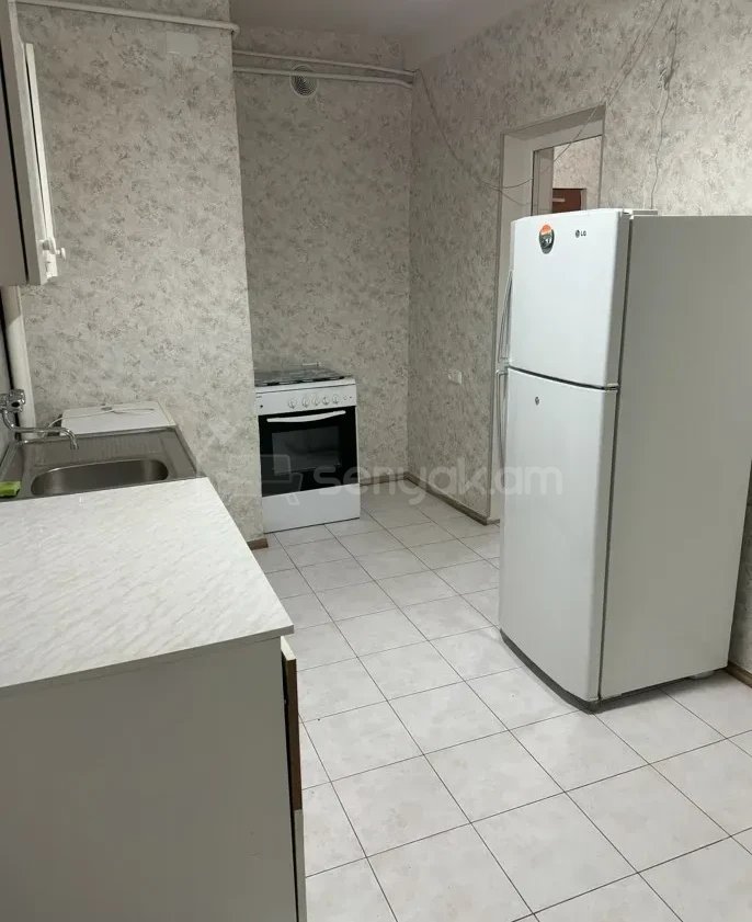 1 Սենյականոց Բնակարան Քարե Շենքում, 48քմ, 4/5 հարկ, Կոսմետիկ Վերանորոգված, Մասամբ Կահավորված, Արևկող
