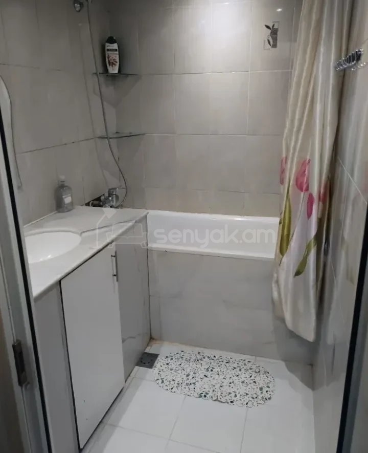 3 Սենյականոց Բնակարան, 70քմ, 3/5 հարկ, Կոսմետիկ Վերանորոգված, Կահավորված, Արևկող