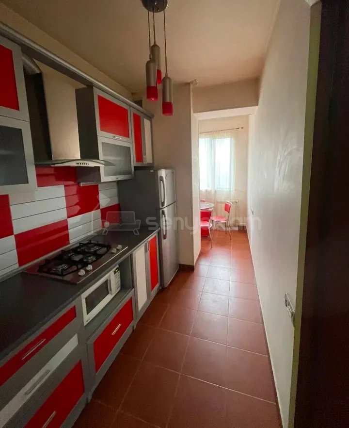 1 Սենյականոց Բնակարան Քարե Շենքում, 50քմ, 5/5 հարկ, Կապիտալ Վերանորոգված, Կահավորված, Արևկող
