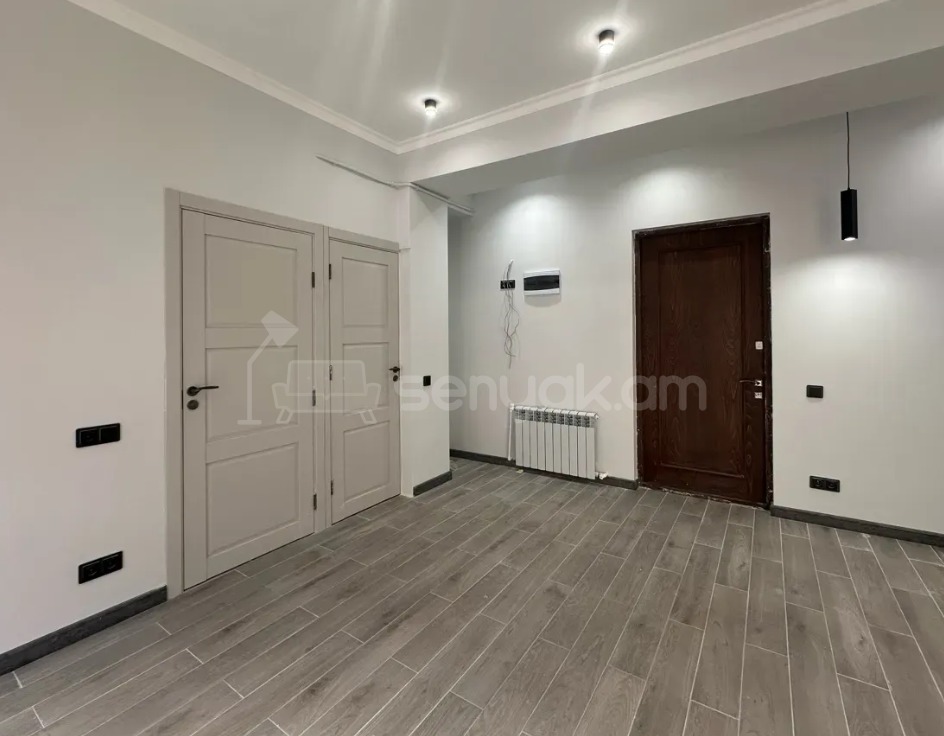 3 Սենյականոց Բնակարան Նորակառույցում, 82քմ, 10/15 հարկ, Դիզայներական Վերանորոգված