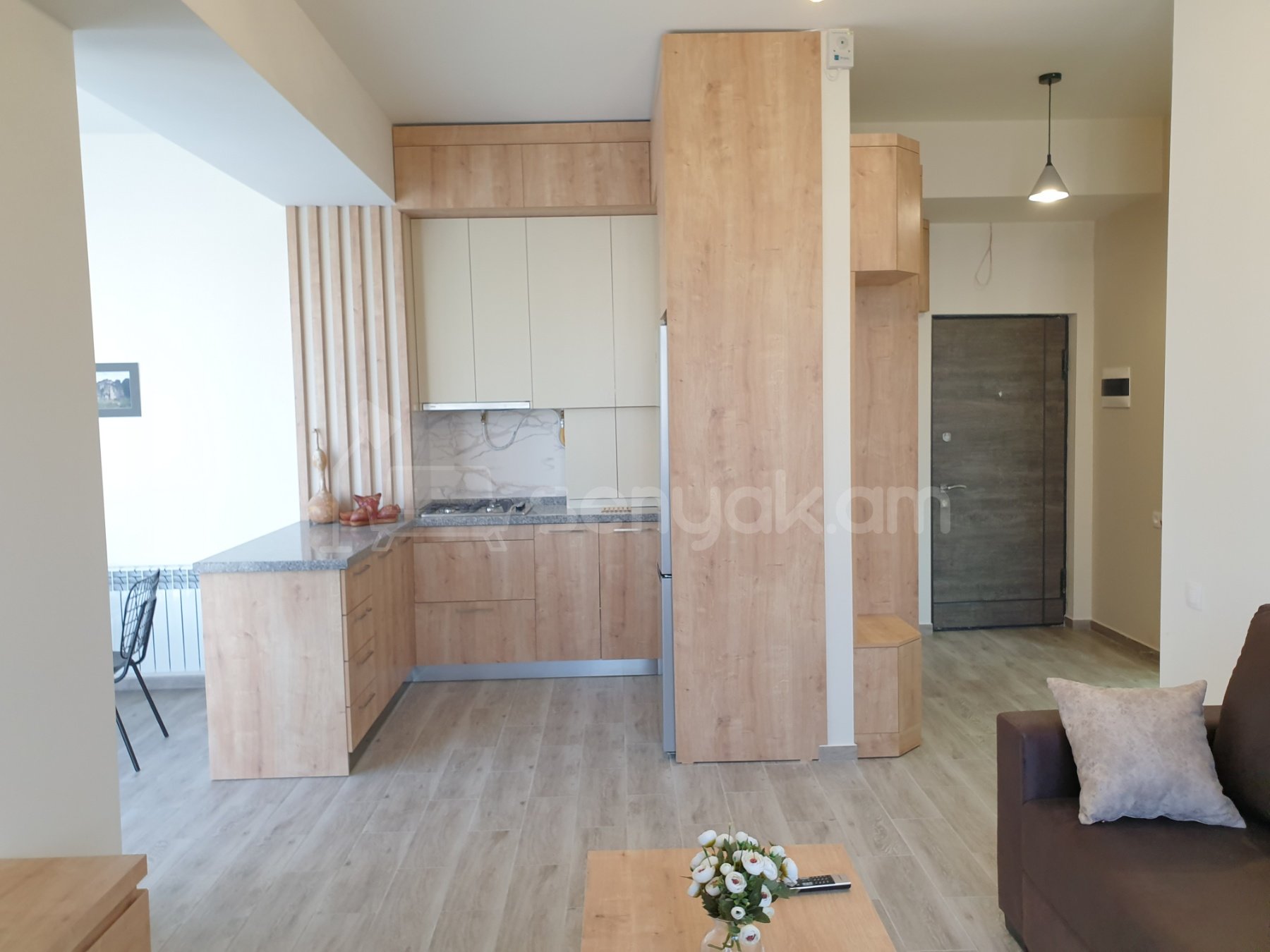 2 Սենյականոց Բնակարան Նորակառույցում, 50քմ, 8/12 հարկ, Դիզայներական Վերանորոգված, Կահավորված