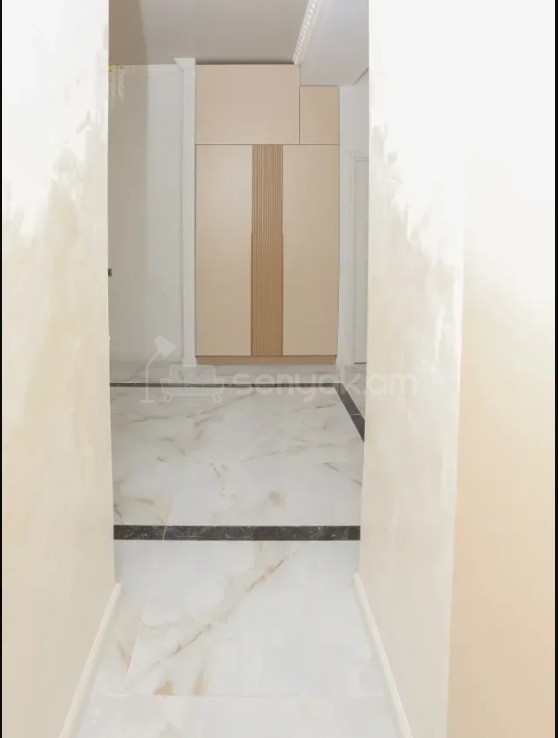 4 Սենյականոց Բնակարան Նորակառույցում, 124քմ, 8/9 հարկ, Դիզայներական Վերանորոգված