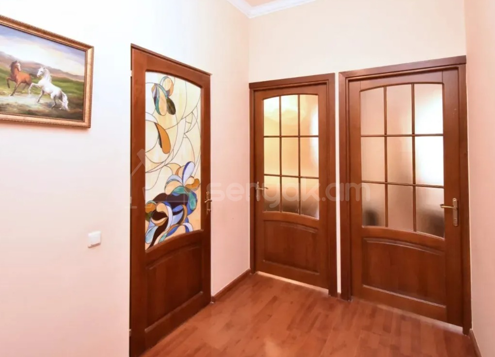 3 Սենյականոց Բնակարան Նորակառույցում, 138քմ, 9/13 հարկ, Դիզայներական Վերանորոգված