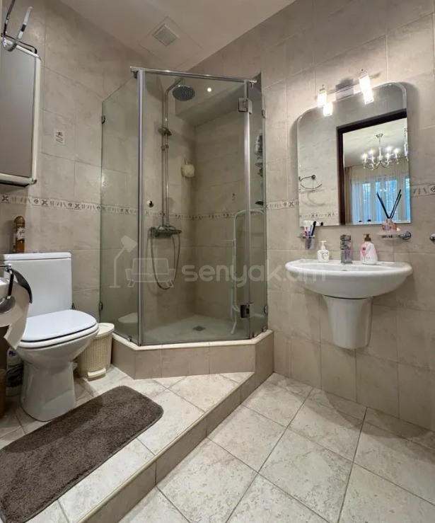 4 Սենյականոց Բնակարան Նորակառույցում, 166քմ, 6/9 հարկ, Դիզայներական Վերանորոգված
