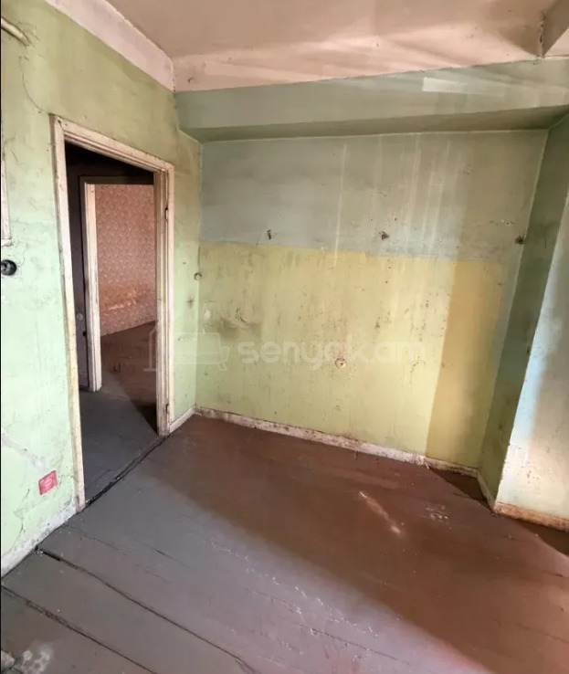 2 Սենյականոց Բնակարան, 42քմ, 2/9 հարկ, Պետական Վիճակում