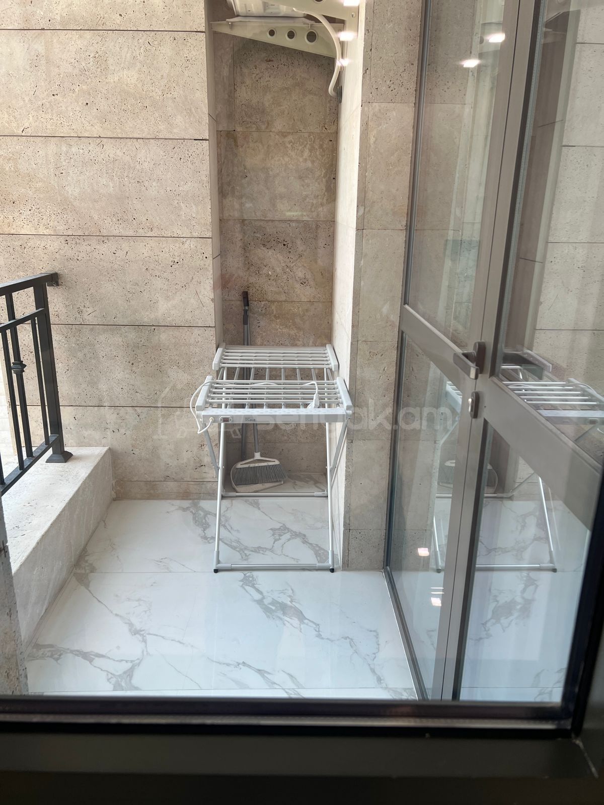 2 Սենյականոց Բնակարան Նորակառույցում, 57քմ, 11/16 հարկ, Դիզայներական Վերանորոգված