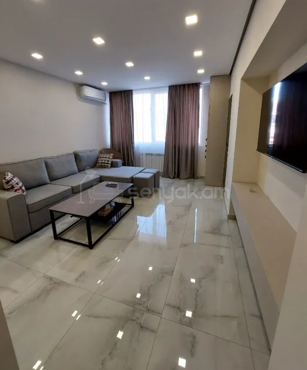 2 Սենյականոց Բնակարան, 38քմ, 6/9 հարկ, Դիզայներական Վերանորոգված