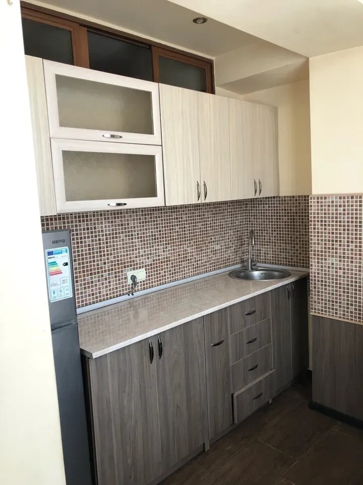 2 Սենյականոց Բնակարան, 46քմ, 4/9 հարկ, Դիզայներական Վերանորոգված, Կահավորված