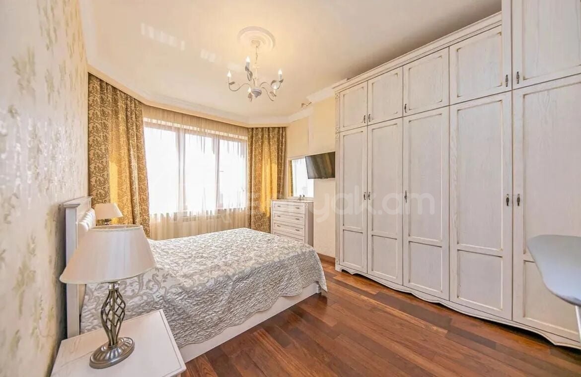 4 Սենյականոց Բնակարան, 130քմ, 8/16 հարկ, Դիզայներական Վերանորոգված