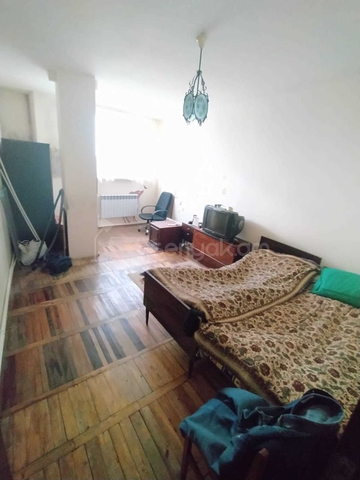 4 Սենյականոց Բնակարան, 110քմ, 11/16 հարկ, Նորմալ Վիճակում