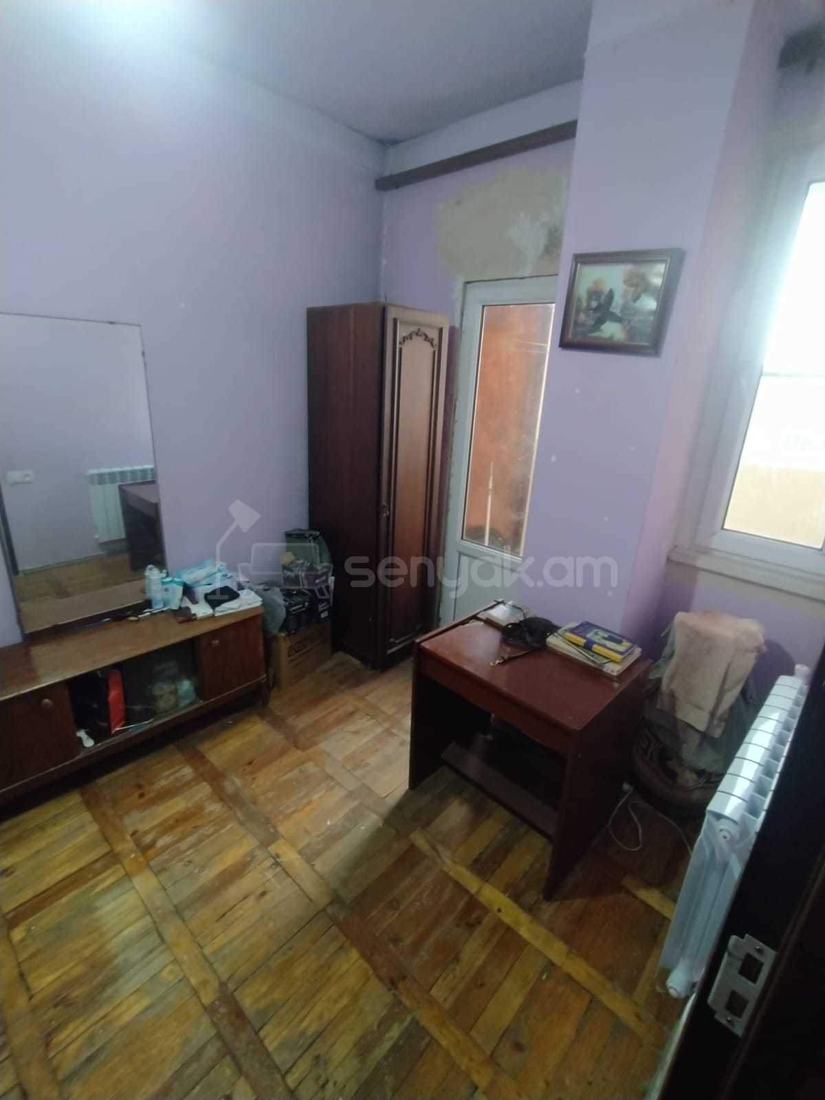 4 Սենյականոց Բնակարան, 110քմ, 11/16 հարկ, Նորմալ Վիճակում