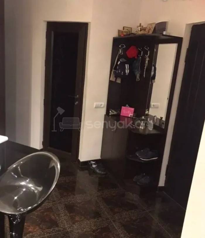 3 Սենյականոց Բնակարան Նորակառույցում, 61քմ, 3/13 հարկ, Դիզայներական Վերանորոգված, Կահավորված, Արևկող