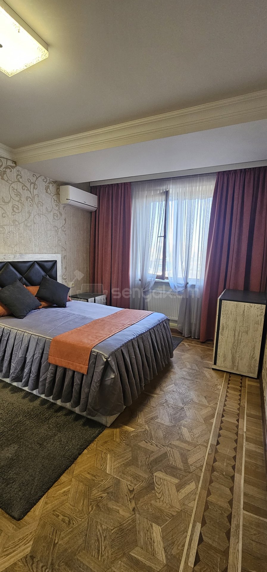 3 Սենյականոց Բնակարան, 90քմ, 4/9 հարկ, Կապիտալ Վերանորոգված, Կահավորված, Արևկող