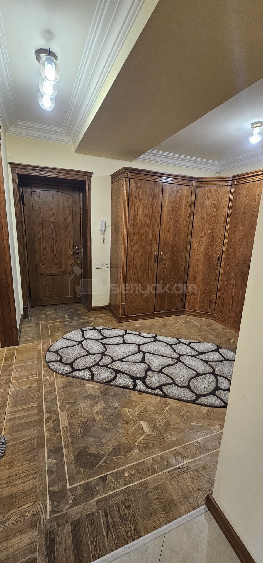 3 Սենյականոց Բնակարան, 90քմ, 4/9 հարկ, Կապիտալ Վերանորոգված, Կահավորված, Արևկող