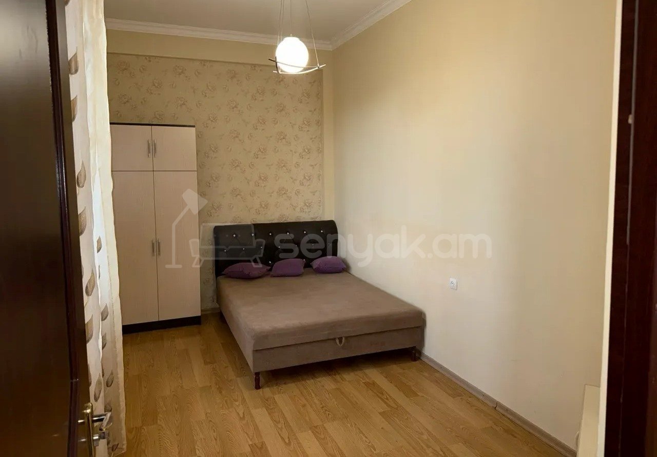 3 Սենյականոց Բնակարան, 90քմ, 3/9 հարկ, Կապիտալ Վերանորոգված, Կահավորված, Արևկող
