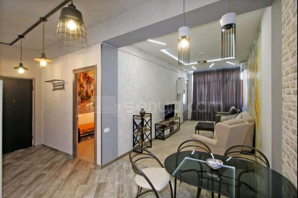 3 Սենյականոց Բնակարան Նորակառույցում, 80քմ, 7/12 հարկ, Դիզայներական Վերանորոգված