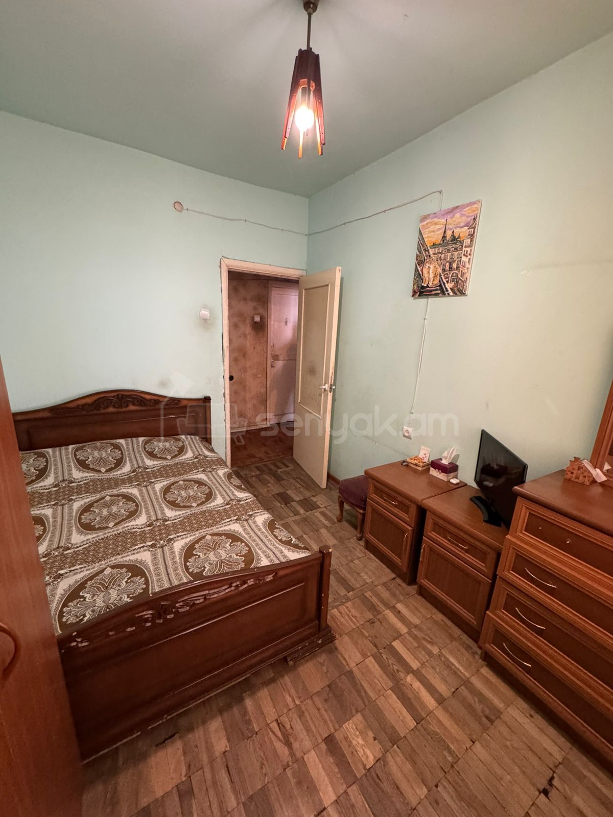 3 Սենյականոց Բնակարան Քարե Շենքում, 122քմ, 5/5 հարկ, Պետական Վիճակում