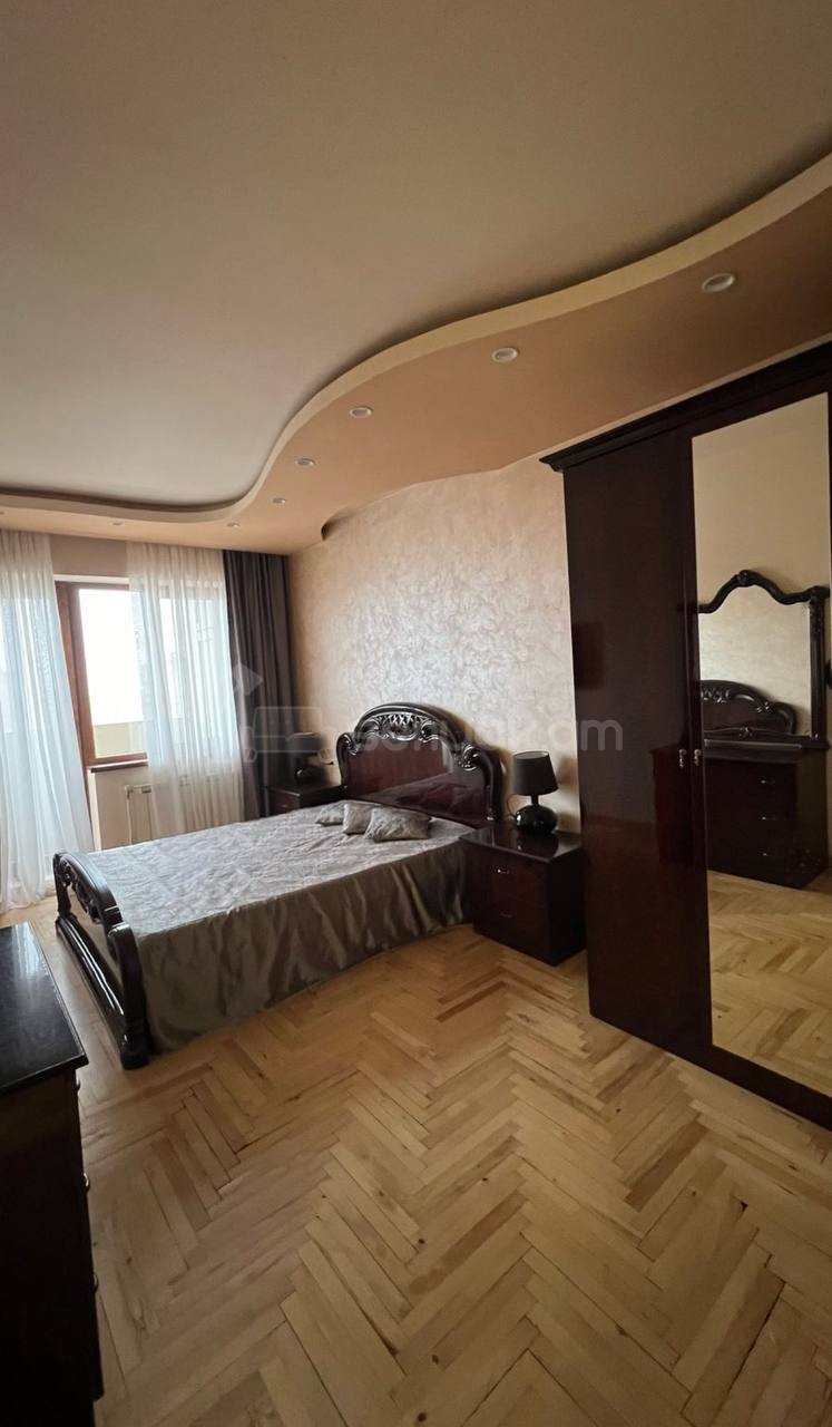 4 Սենյականոց Բնակարան, 90քմ, 7/9 հարկ, Կապիտալ Վերանորոգված, Կահավորված, Արևկող