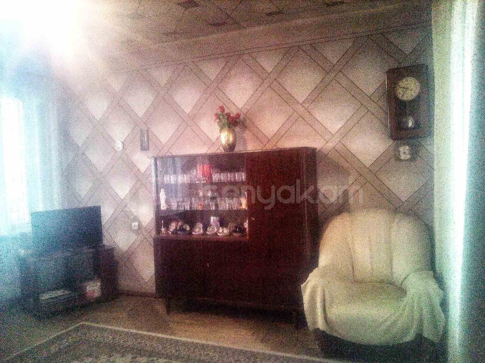 2 Սենյականոց Բնակարան Քարե Շենքում, 64քմ, 5/5 հարկ, Պետական Վիճակում