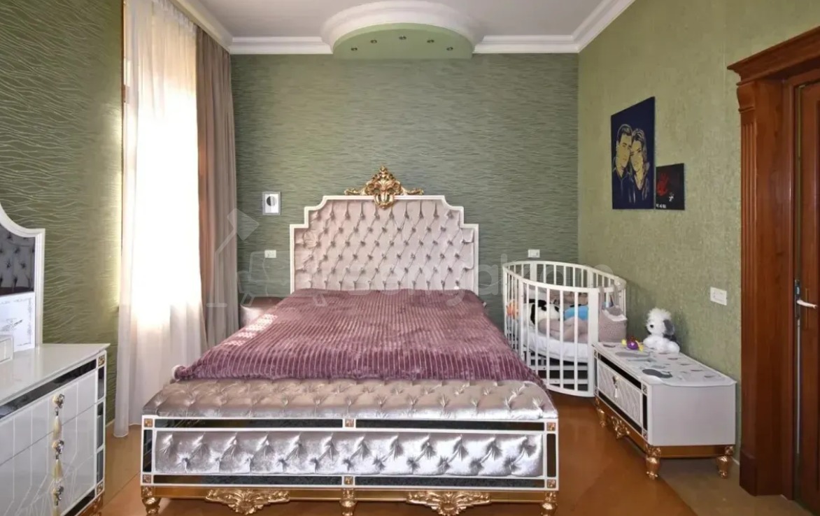 5 Սենյականոց Բնակարան Նորակառույցում, 275քմ, 3/6 հարկ, Դիզայներական Վերանորոգված