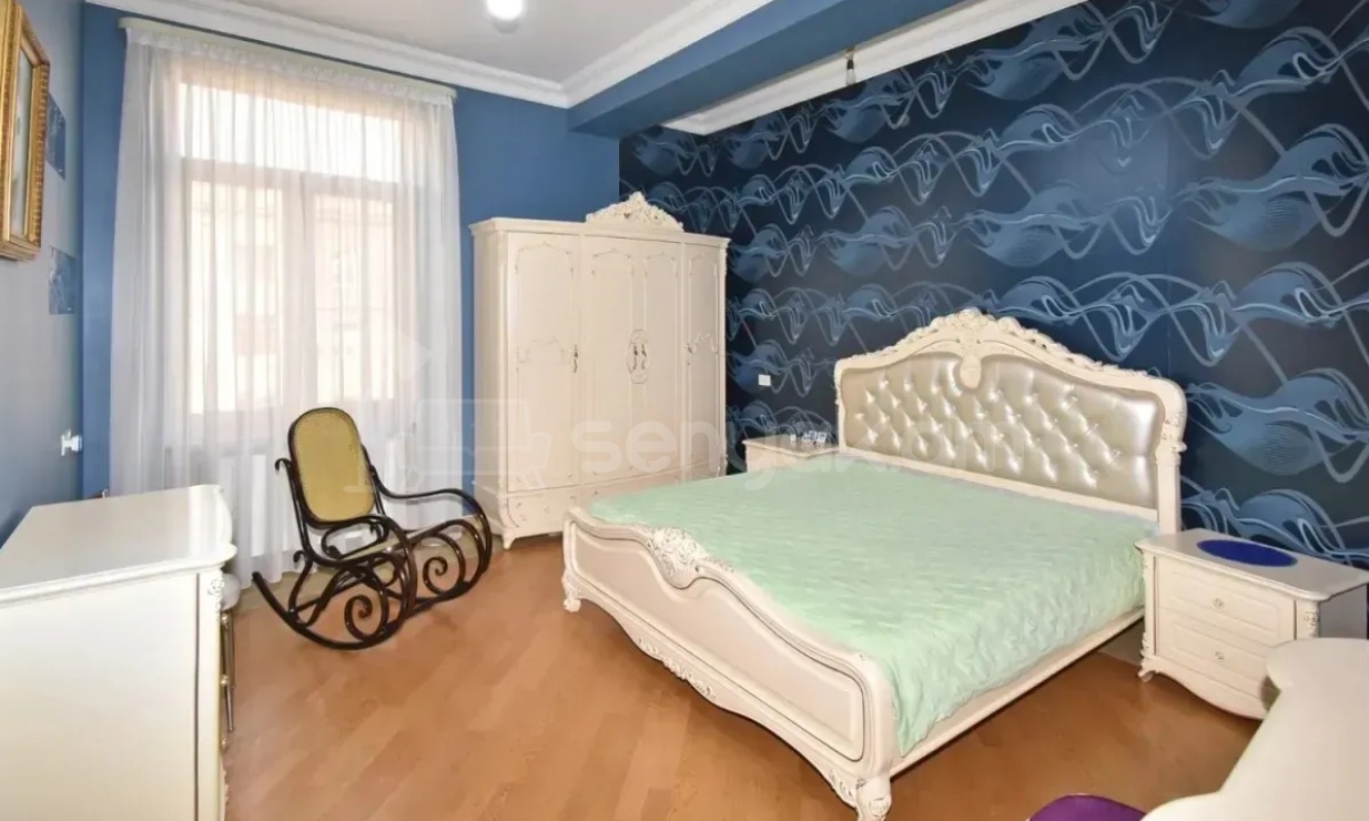 5 Սենյականոց Բնակարան Նորակառույցում, 275քմ, 3/6 հարկ, Դիզայներական Վերանորոգված