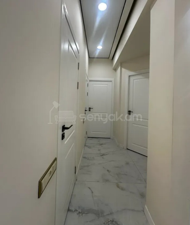 3 Սենյականոց Բնակարան Նորակառույցում, 74քմ, 10/10 հարկ, Դիզայներական Վերանորոգված