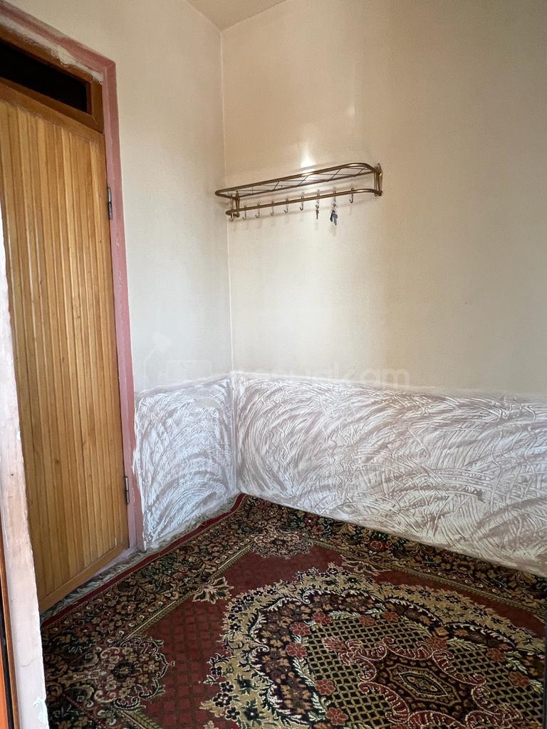 7 Սենյականոց Բնակարան Քարե Շենքում, 297քմ, 1/2 հարկ, Կոսմետիկ Վերանորոգված