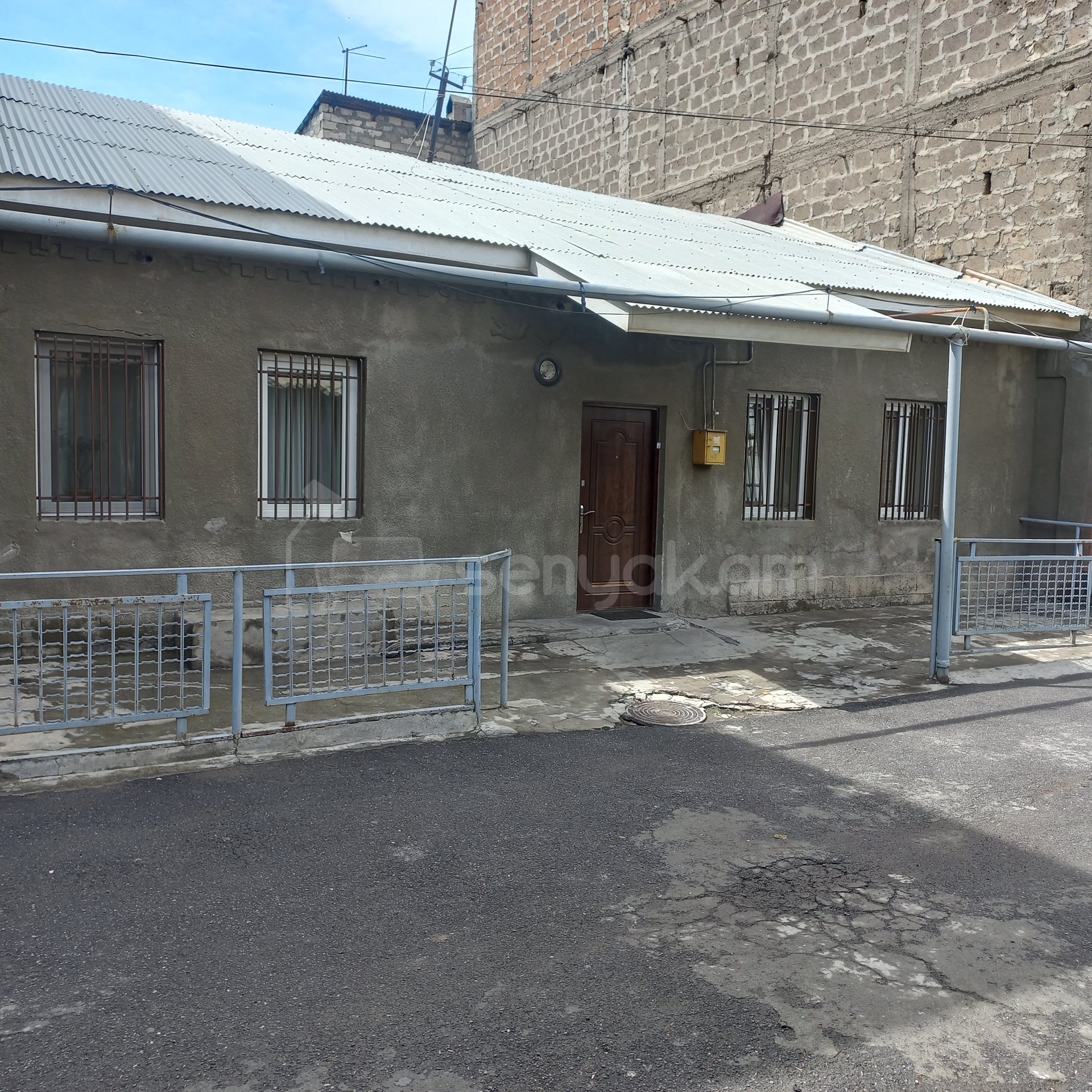 4 Սենյականոց Սեփական Տուն, 195քմ, Նորմալ Վիճակում