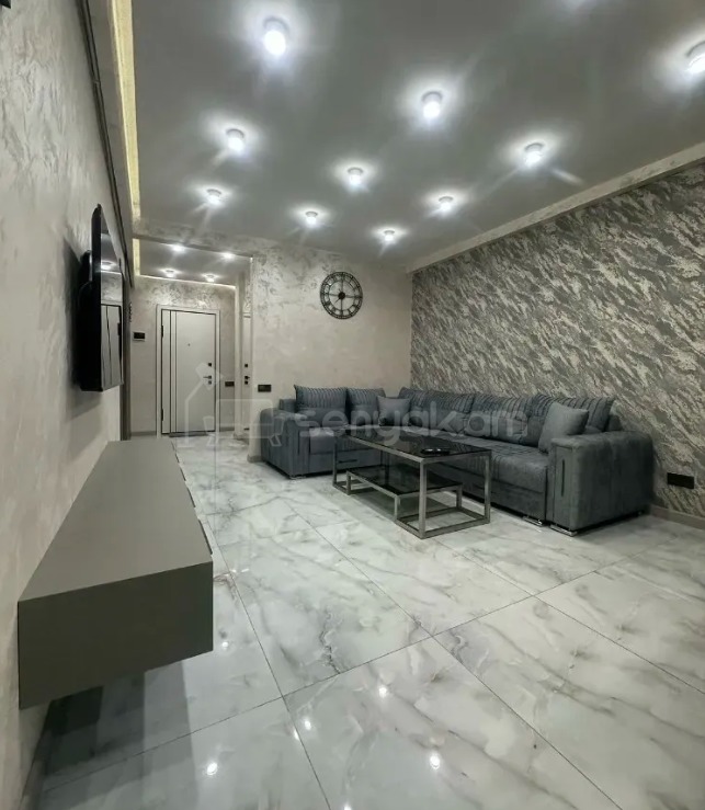 2 Սենյականոց Բնակարան, 47քմ, 6/9 հարկ, Դիզայներական Վերանորոգված