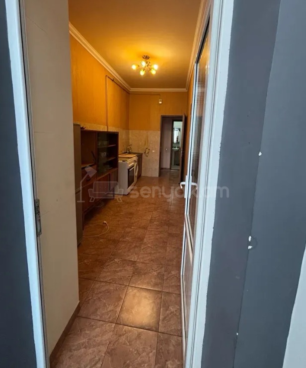 2 Սենյականոց Բնակարան Քարե Շենքում, 69քմ, 3/5 հարկ, Կապիտալ Վերանորոգված
