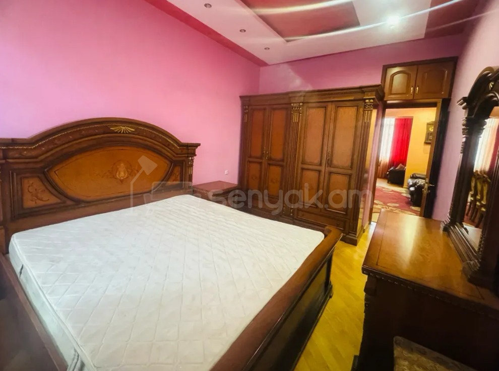 3 Սենյականոց Բնակարան Քարե Շենքում, 79քմ, 4/5 հարկ, Կապիտալ Վերանորոգված