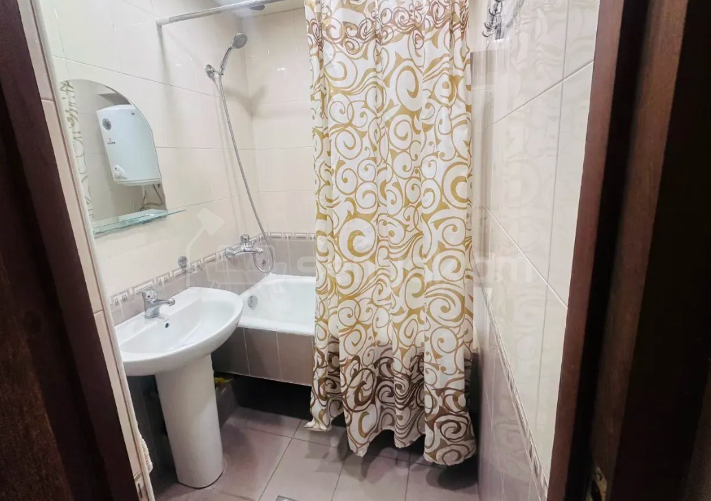 2 Սենյականոց Բնակարան, 48քմ, 3/9 հարկ, Կապիտալ Վերանորոգված