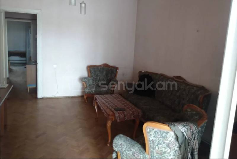 3 Սենյականոց Բնակարան Քարե Շենքում, 86քմ, 2/4 հարկ, Կոսմետիկ Վերանորոգված, Կահավորված, Արևկող