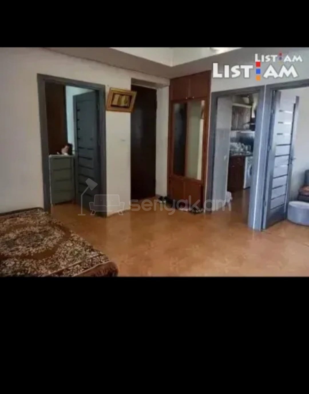 4 Սենյականոց Բնակարան Քարե Շենքում, 102քմ, 4/5 հարկ, Նորմալ Վիճակում