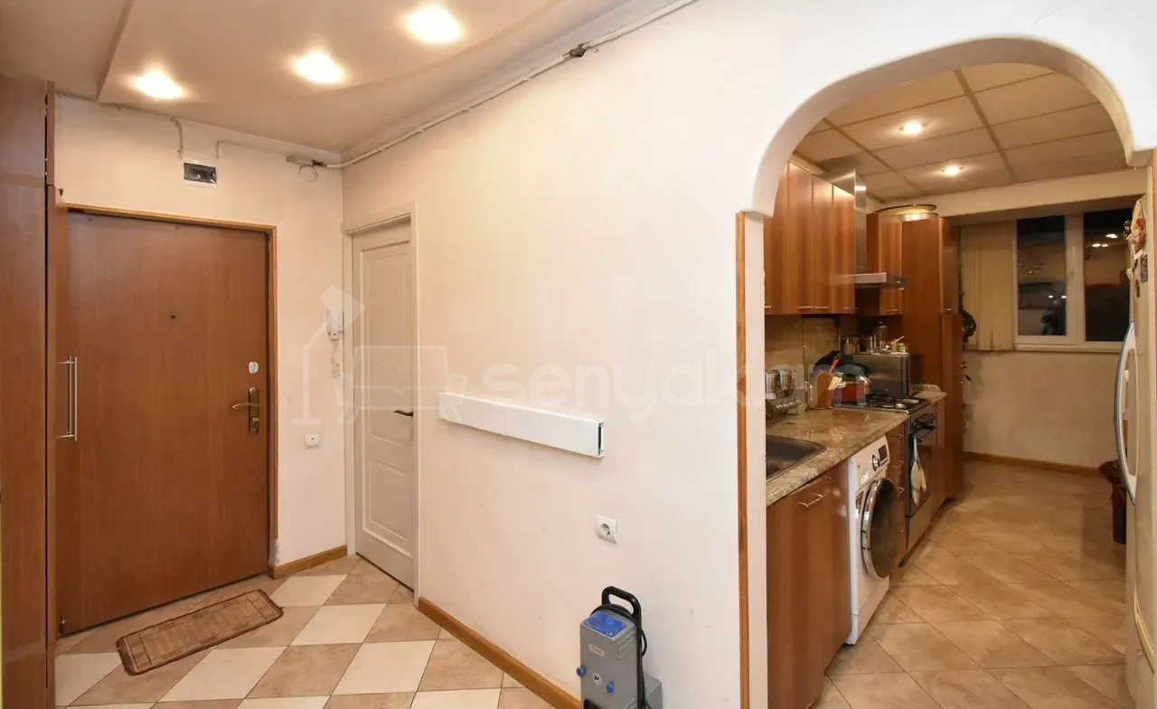 3 Սենյականոց Բնակարան, 75քմ, 9/9 հարկ, Կապիտալ Վերանորոգված