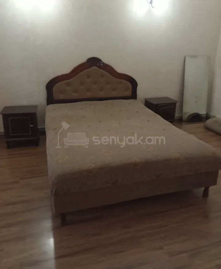 3 Սենյականոց Բնակարան Քարե Շենքում, 68քմ, 2/2 հարկ, Կապիտալ Վերանորոգված, Կահավորված