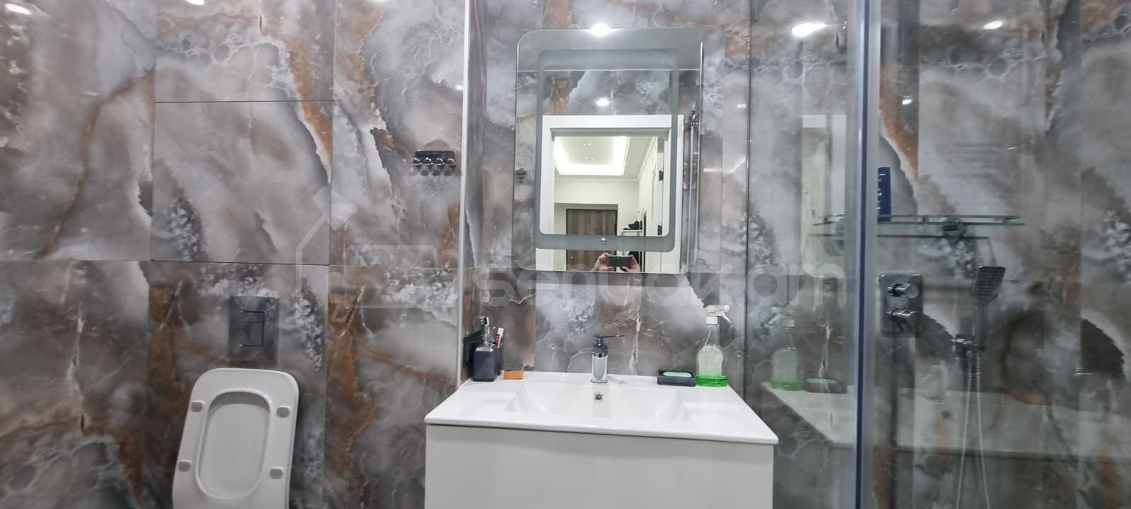 2 Սենյականոց Բնակարան, 60քմ, 2/10 հարկ, Կապիտալ Վերանորոգված, Կահավորված, Արևկող