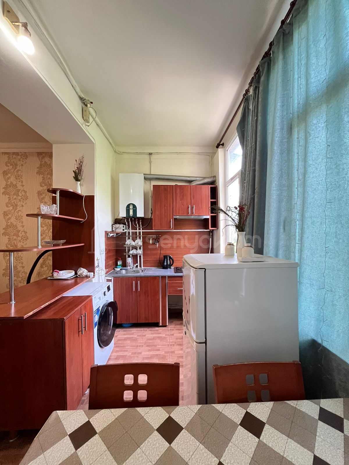 2 Սենյականոց Բնակարան Քարե Շենքում, 58քմ, 3/5 հարկ, Կապիտալ Վերանորոգված, Կահավորված, Արևկող