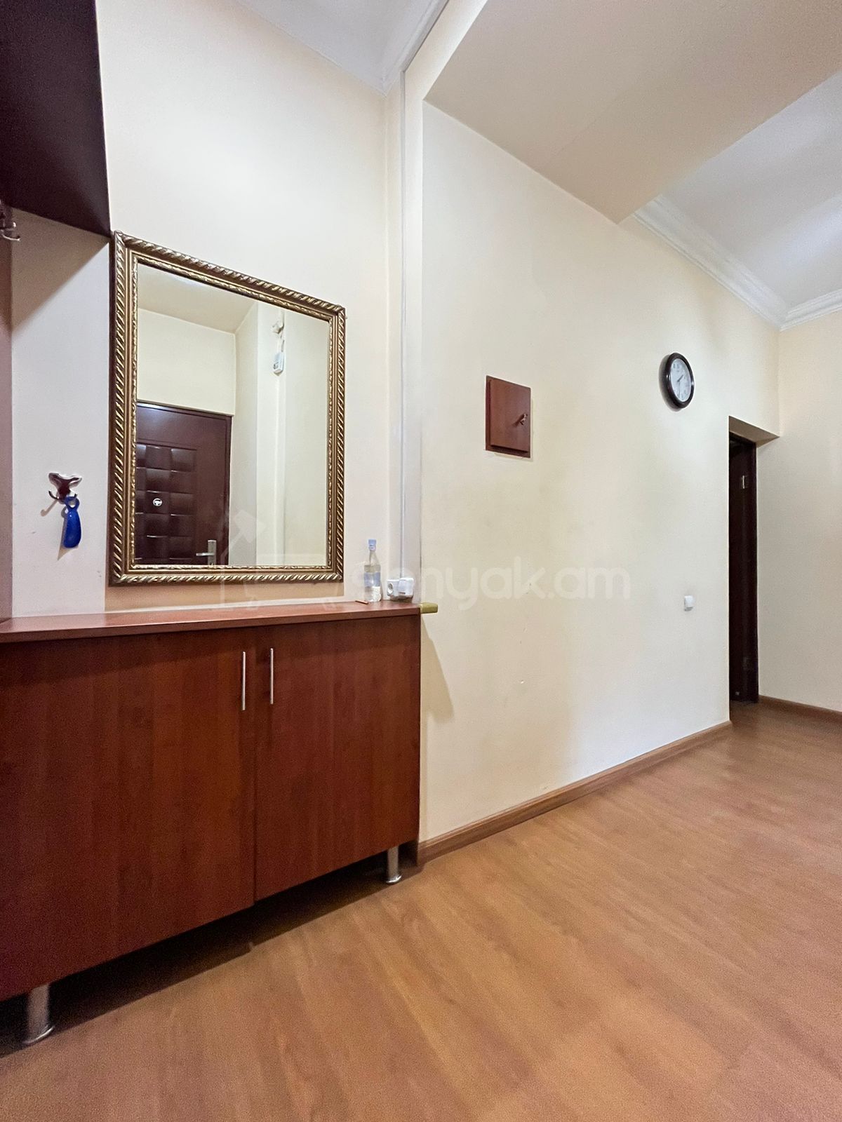 2 Սենյականոց Բնակարան Քարե Շենքում, 58քմ, 3/5 հարկ, Կապիտալ Վերանորոգված, Կահավորված, Արևկող