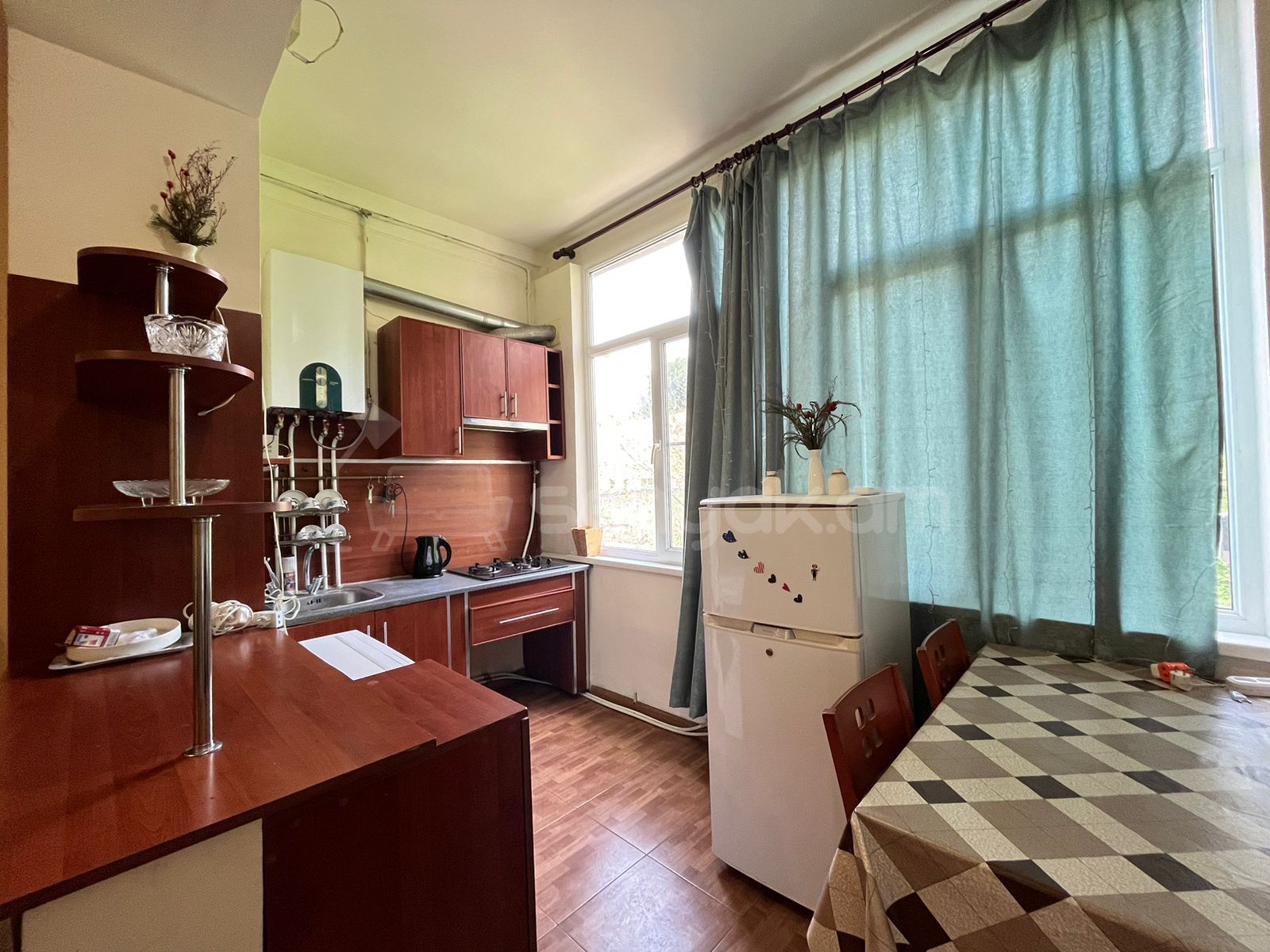 2 Սենյականոց Բնակարան Քարե Շենքում, 58քմ, 3/5 հարկ, Կապիտալ Վերանորոգված, Կահավորված, Արևկող