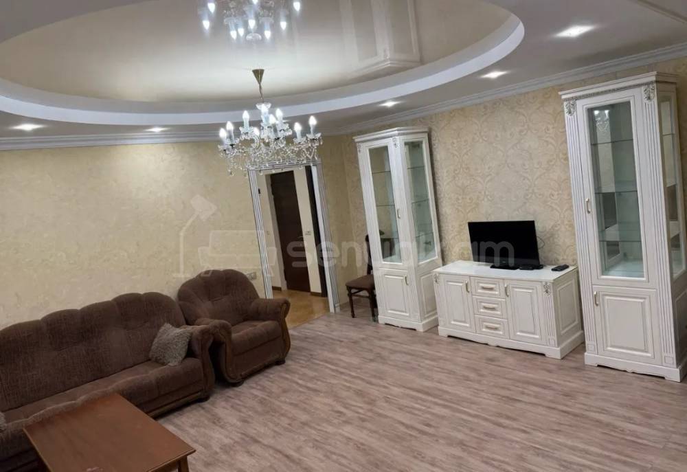 3 Սենյականոց Բնակարան, 75քմ, 7/9 հարկ, Կապիտալ Վերանորոգված, Կահավորված, Արևկող