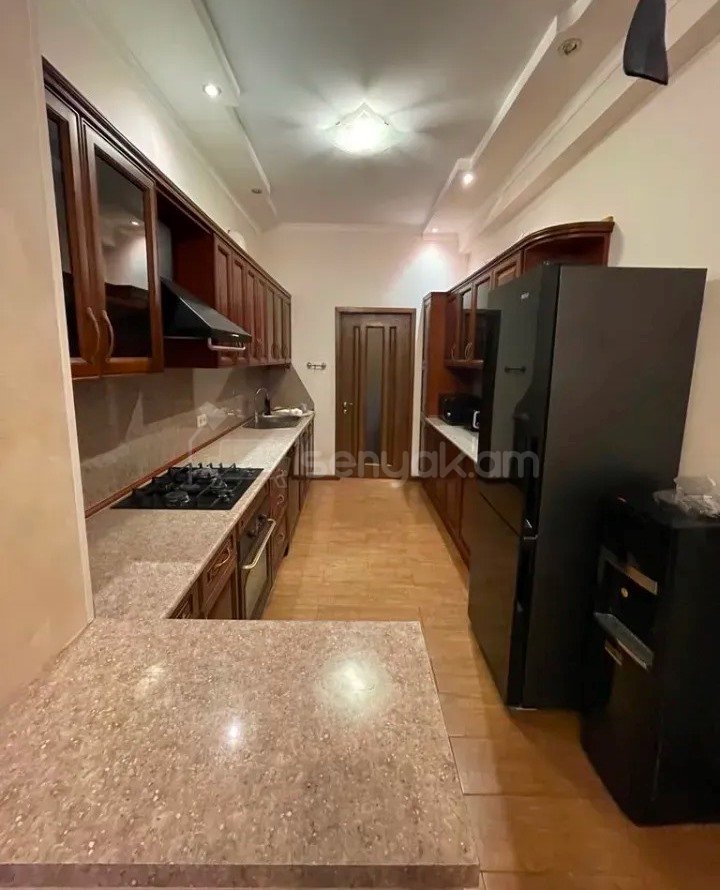 3 Սենյականոց Բնակարան Նորակառույցում, 110քմ, 4/14 հարկ, Կապիտալ Վերանորոգված