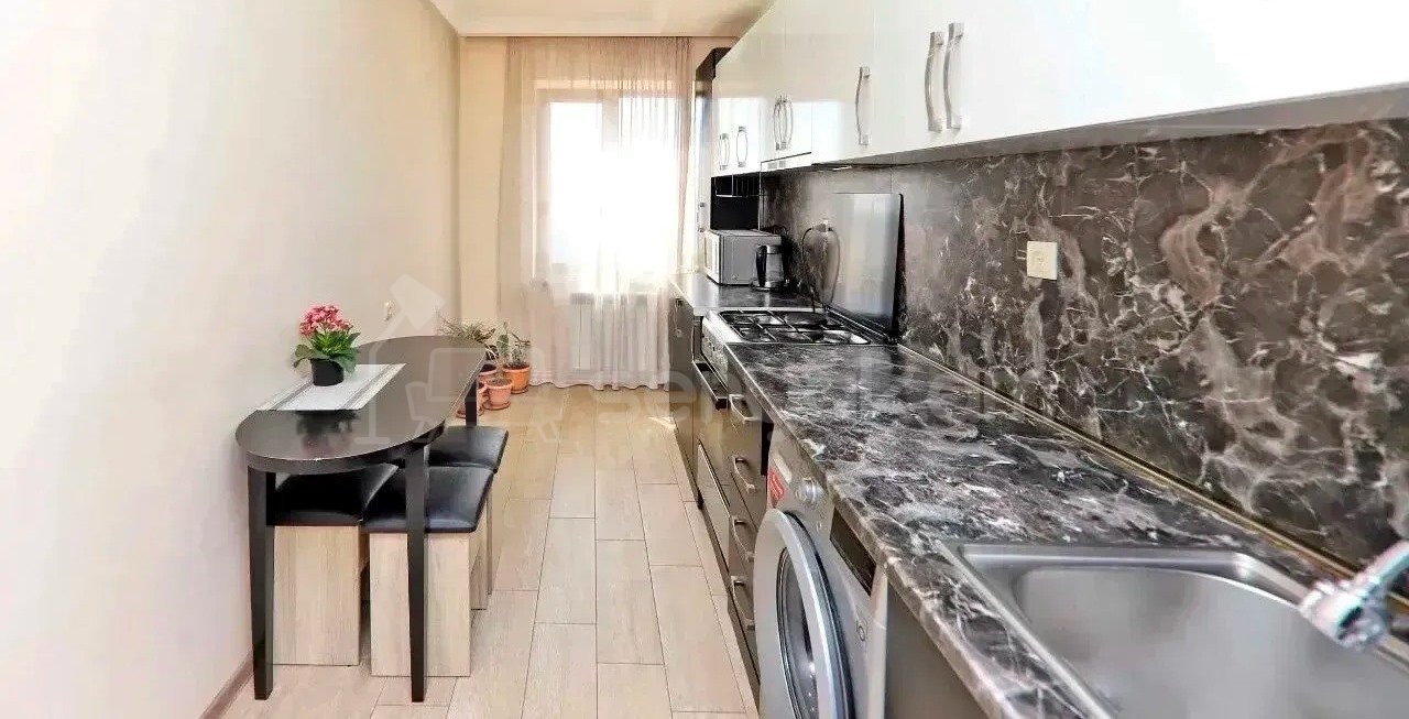 3 Սենյականոց Բնակարան, 75քմ, 9/9 հարկ, Դիզայներական Վերանորոգված