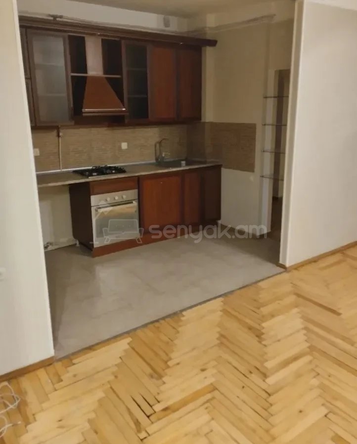 3 Սենյականոց Բնակարան, 86քմ, 6/9 հարկ, Կոսմետիկ Վերանորոգված, Մասամբ Կահավորված