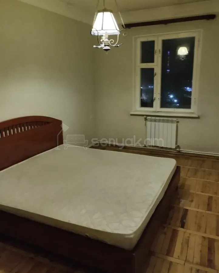 3 Սենյականոց Բնակարան, 86քմ, 6/9 հարկ, Կոսմետիկ Վերանորոգված, Մասամբ Կահավորված