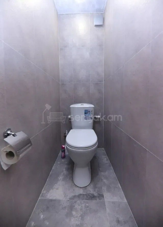 3 Սենյականոց Բնակարան Քարե Շենքում, 78քմ, 3/4 հարկ, Կապիտալ Վերանորոգված