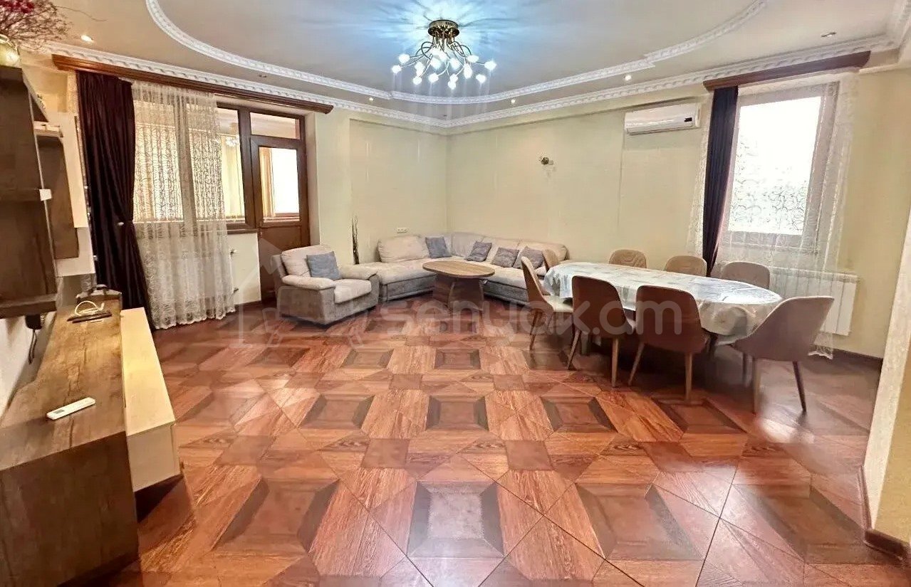 3 Սենյականոց Բնակարան, 110քմ, 4/14 հարկ, Կապիտալ Վերանորոգված