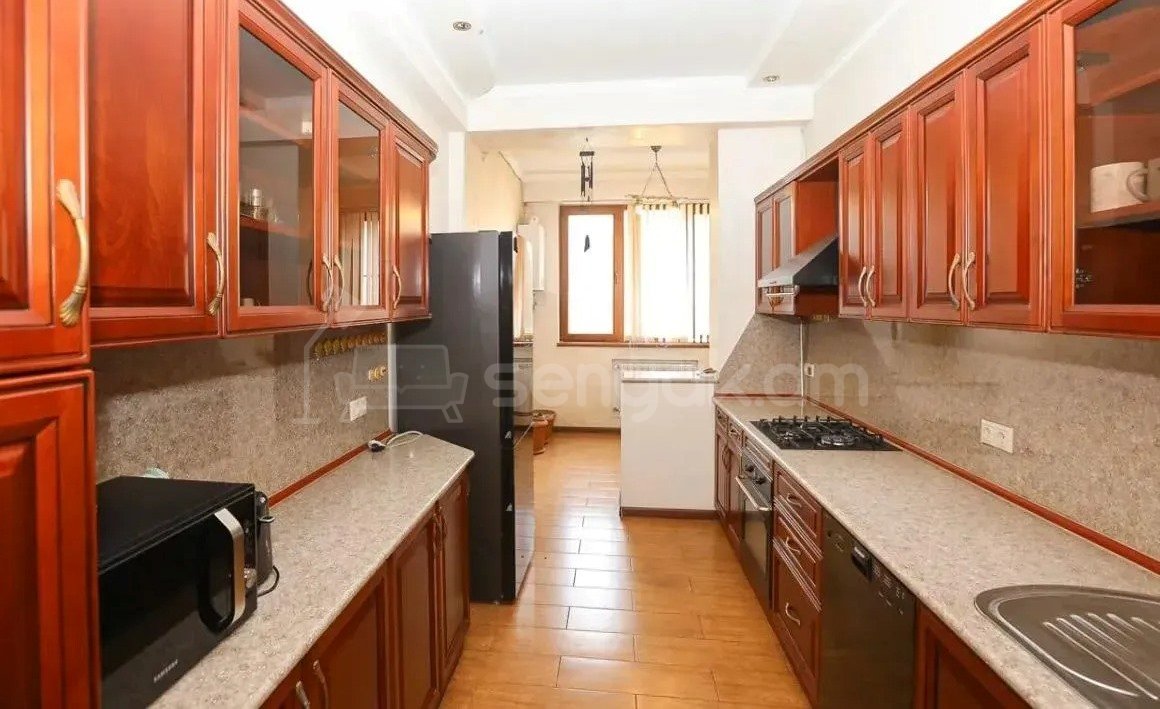 3 Սենյականոց Բնակարան, 110քմ, 4/14 հարկ, Կապիտալ Վերանորոգված