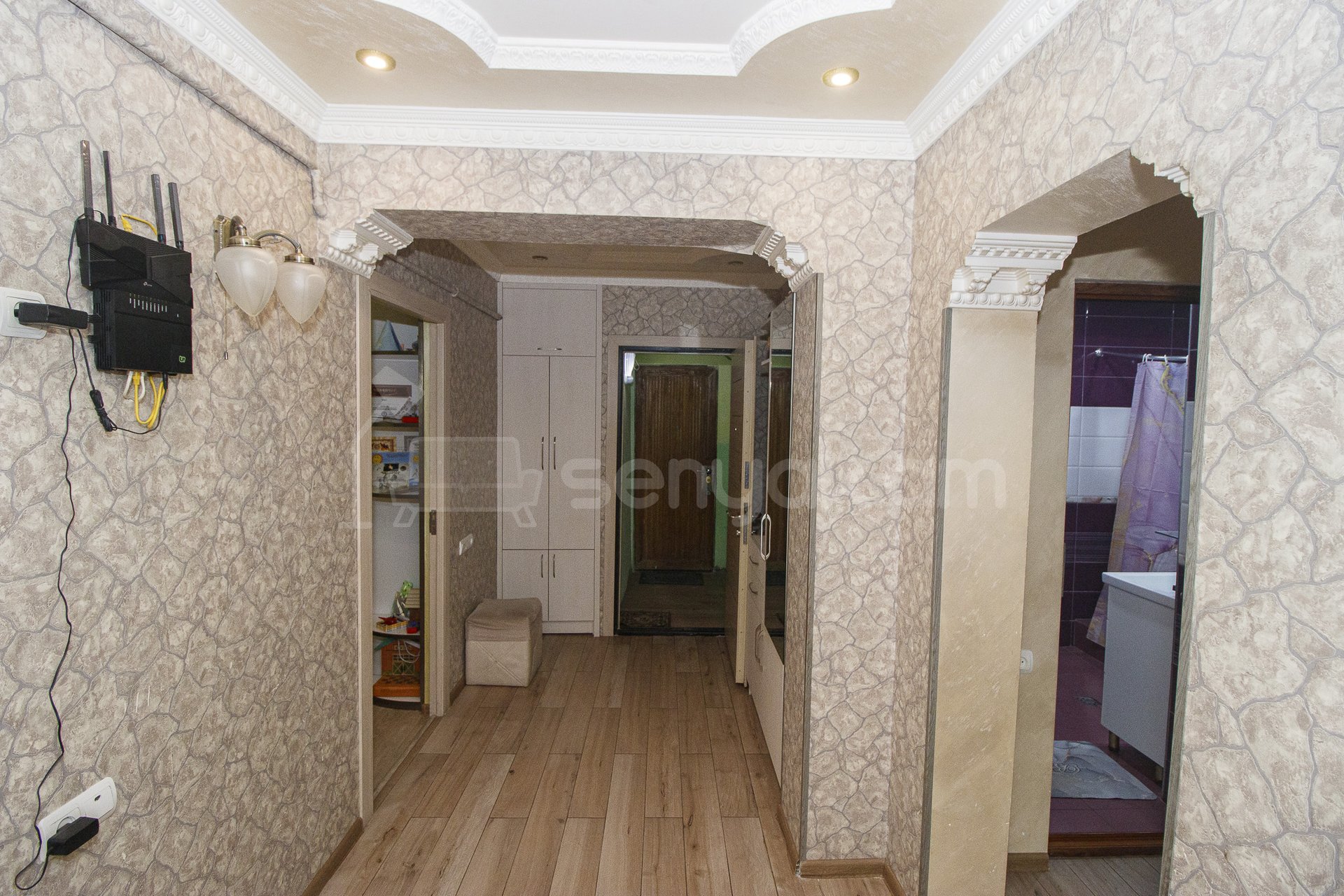 4 Սենյականոց Բնակարան, 100քմ, 3/9 հարկ, Դիզայներական Վերանորոգված