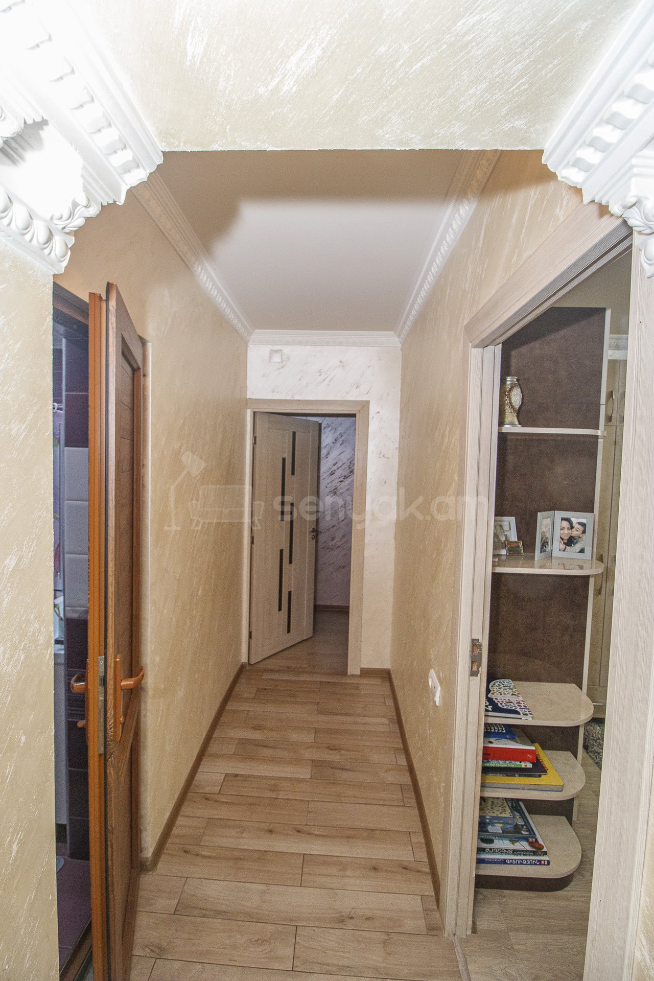 4 Սենյականոց Բնակարան, 100քմ, 3/9 հարկ, Դիզայներական Վերանորոգված